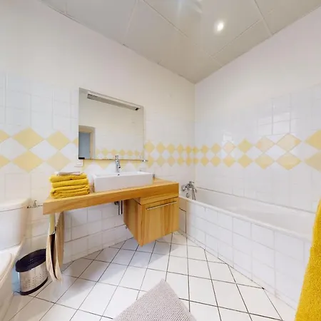 Charming 2 Bedroom Haven Steps Away From Prince's Palace Apartment Monte-Carlo